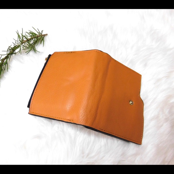 SOLD - Picture 4 of 6